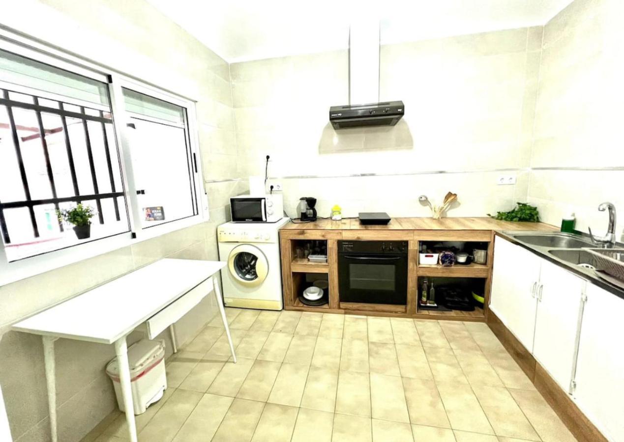 Apartamento Deluxe Terraza Y Bbq Santa Amalia Exterior foto